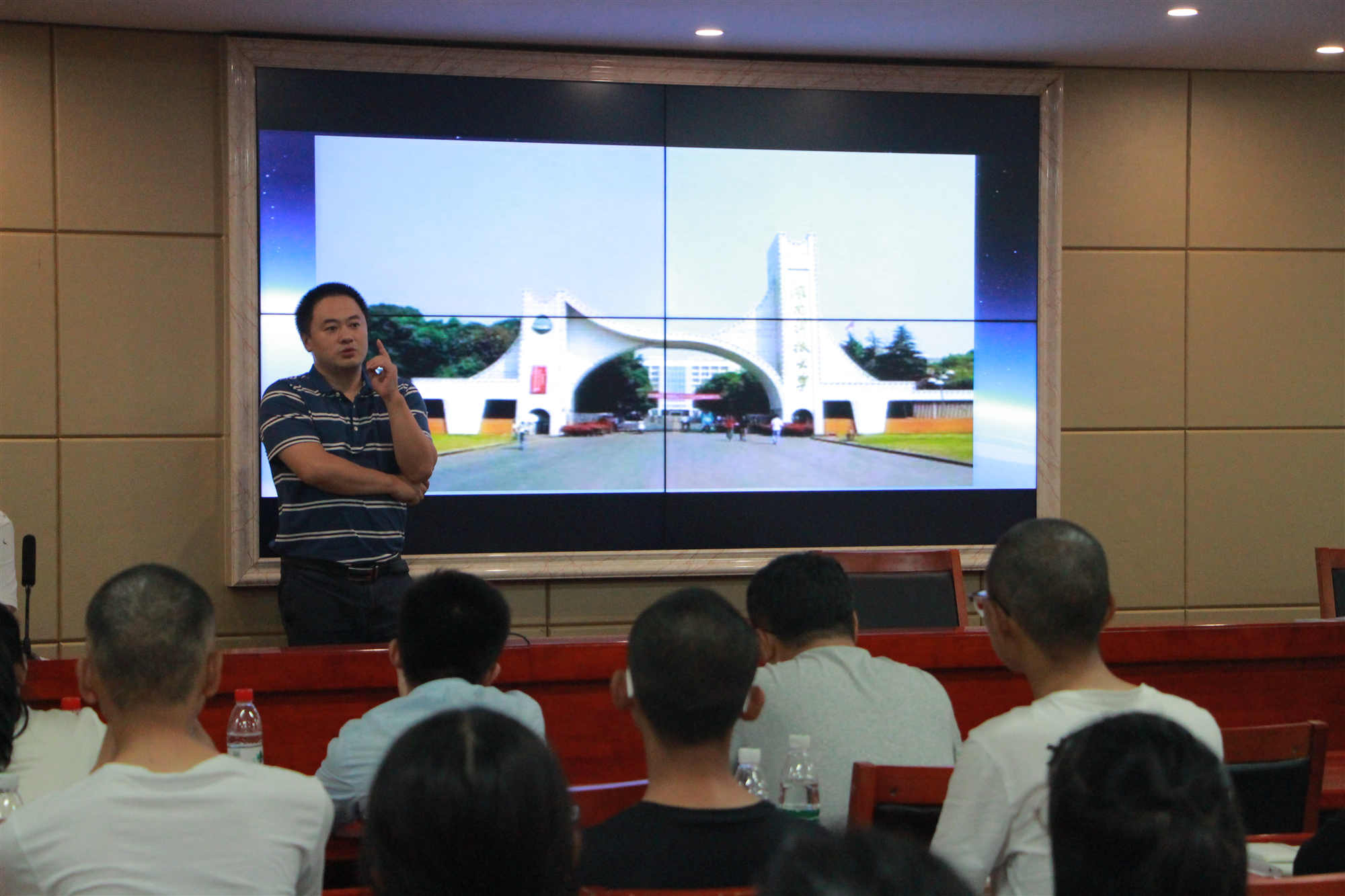 5752adcbd8dc4e7da6ddd89fb981c4bc.jpg 5752adcbd8dc4e7da6ddd89fb981c4bc.jpg