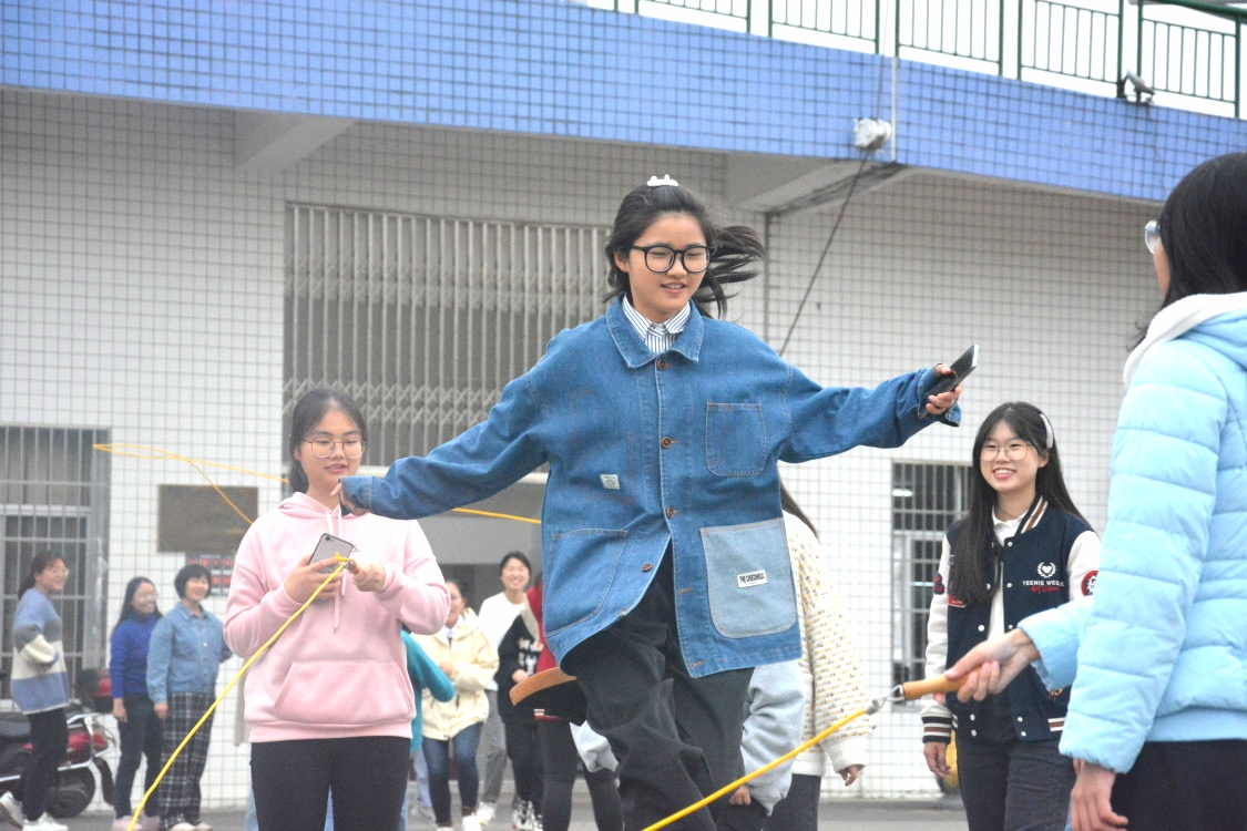 2cb64590b16e464c836c123d032d8bb4.png 2cb64590b16e464c836c123d032d8bb4.png