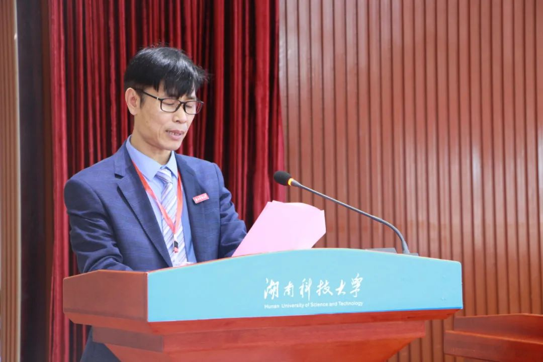 1e4dc73ea40645fe880de6c539fcfb33.png 1e4dc73ea40645fe880de6c539fcfb33.png