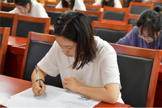 daa5830b75ba4958a0d7e5dff1c1dfc8.png image.png