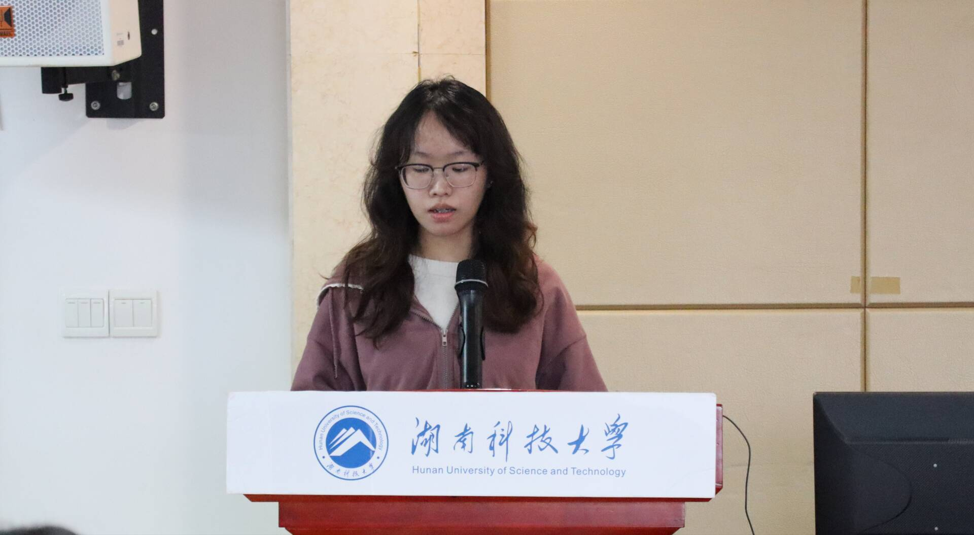 2ec1427805284692b4da0e9ae778e21c.png 2ec1427805284692b4da0e9ae778e21c.png